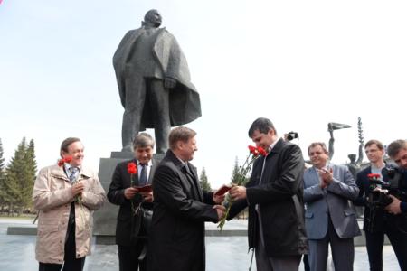 Новосибирск. Коммунисты почтили память Владимира Ильича Ленина