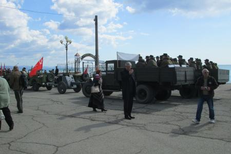 Республика Крым. Коммунисты приняли участие в Алуште в митинге, посвященном 71-й годовщине освобождения города от немецко-фашистских захватчиков
