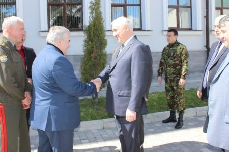 Делегация коммунистов во главе с К.К. Тайсаевым прибыла в Южную Осетию для участия в заседании Парламента 
