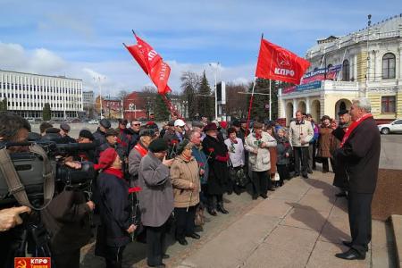 Тамбовские коммунисты почтили память В.И. Ленина