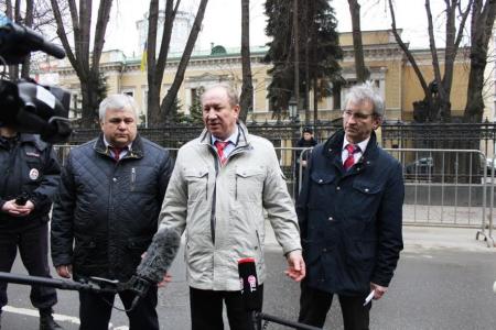 К.К. Тайсаев: Мы выражаем решительную поддержку Петру Николаевичу Симоненко и всем коммунистам Украины