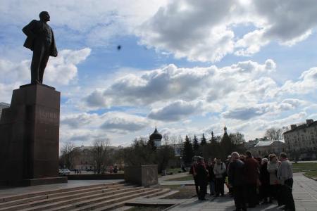 Псковичи почтили память В.И. Ленина