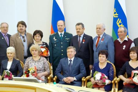 Руководитель фракции КПРФ в Тюменской областной Думе Владимир Чертищев награжден Медалью За заслуги перед Отечеством II степени