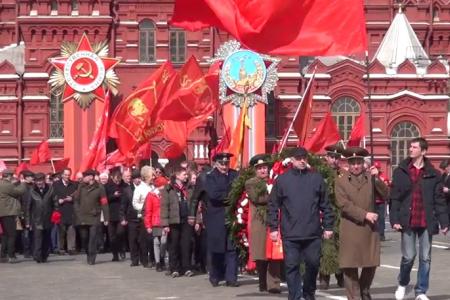 Moskprf.ru: Возложение цветов к мавзолею В.И. Ленина