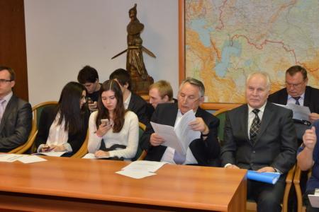 Коммунисты в Госдуме провели «круглый стол» о развитии целлюлозно-бумажной промышленности