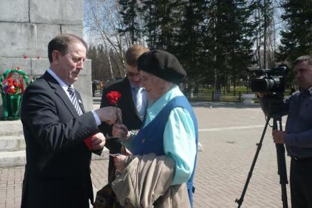 Коммунисты Республики Алтай отметили 145-летие В.И. Ленина