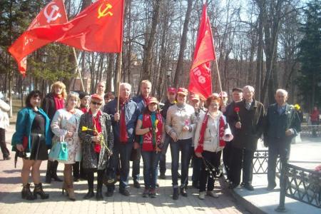 Калужская область. Коммунисты отметили День космонавтики автопробегом