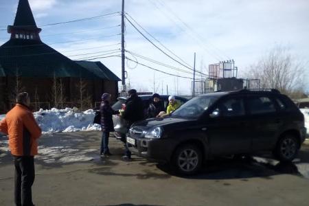 Ямало-Ненецкий АО. Коммунисты Салехарда поздравили горожан с Денем космонавтики