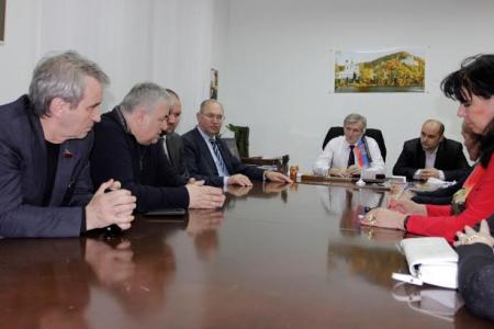 Делегация КПРФ приняла участие в открытии памятника В.И. Ленину на Донбассе