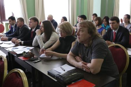 «Тот, кто вооружен знанием, - непобедим!». Д.Г. Новиков открыл обучение двенадцатого потока в Центре политической учёбы