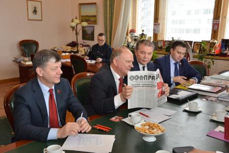 Г.А. Зюганов встретился с послом Франции в России Жаном-Марисом Рипером