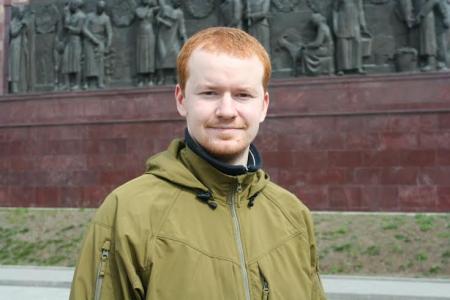 Коммунисты Москвы провели автопробег к 70-летию Победы