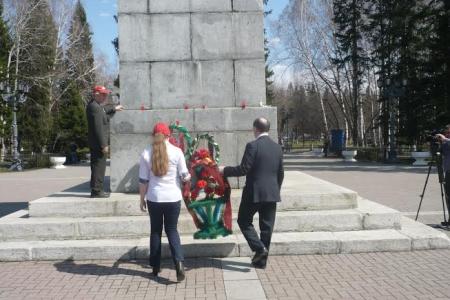 Коммунисты Республики Алтай отметили 145-летие В.И. Ленина
