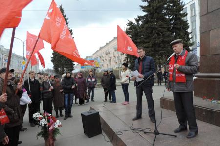 В Иваново прошли торжественные мероприятия, посвященные 145-ой годовщине со дня рождения В.И. Ленина