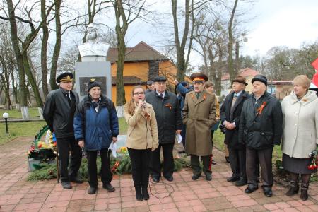 Калининградские коммунисты и местное отделение Союза советских офицеров провели автопробег в честь 70-летия Великой Победы
