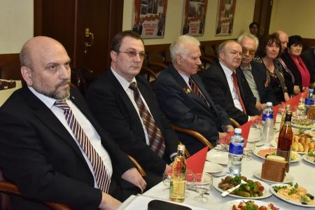 Г.А. Зюганов вручил медали «70 лет Победы в Великой Отечественной войне 1941-1945 гг» представителям научной общественности