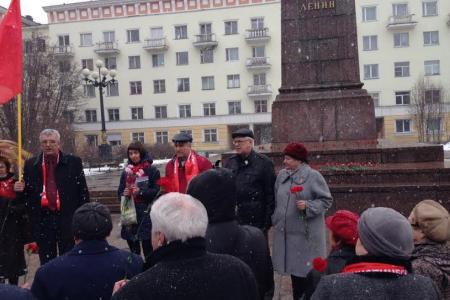 Мурманск почтил память Ленина