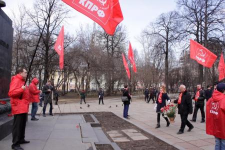 Пермские коммунисты отметили 145-ю годовщину со Дня рождения Владимира Ильича Ленина