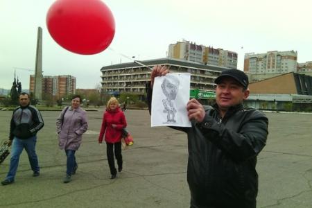 В Чите коммунисты продолжили сбор подписей за отставку губернатора Забайкальского края Константина Ильковского