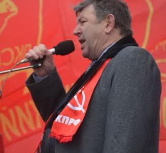 Первомайская демонстрация в Красноярске