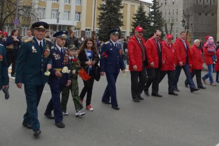 Празднование Дня международной солидарности трудящихся в Курске
