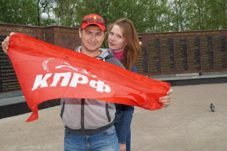 Удмуртская республика. Комсомольцы Ижевска провели велопробег по местам города, связанным с Великой Отечественной войной
