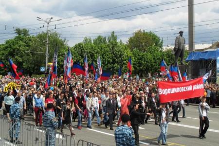 Рядом с тобою, Донецк! Казбек Тайсаев и Владимир Родин приняли участие в торжествах по случаю Дня независимости ДНР