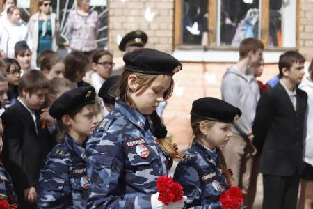 В Ярославле после реставрации открыт памятник Михаилу Жукову