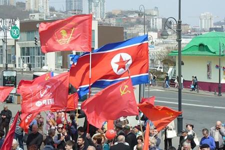 Демонстрация и митинг во Владивостоке, посвящённые Дню международной солидарности трудящихся 