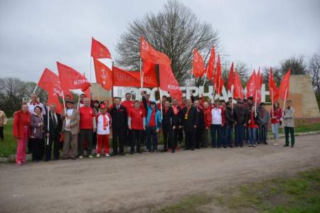 Ростовская область. "Коммунисты, вперед!": автопробег в честь 70-летия Великой Победы