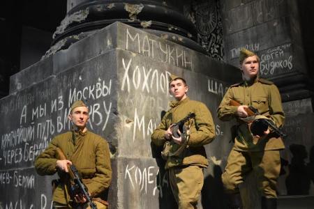 Санкт-Петербург. Комсомольцы организовали экскурсию на трехмерную панораму «Битва за Берлин»