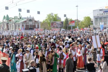 Новосибирск принял торжественный парад Победы