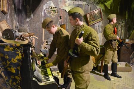 Санкт-Петербург. Комсомольцы организовали экскурсию на трехмерную панораму «Битва за Берлин»