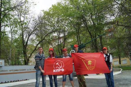 Удмуртская республика. Комсомольцы Ижевска провели велопробег по местам города, связанным с Великой Отечественной войной