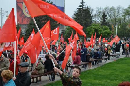 «Правительство Медведева – в отставку!», - потребовали участники первомайского митинга в Ростове-на-Дону