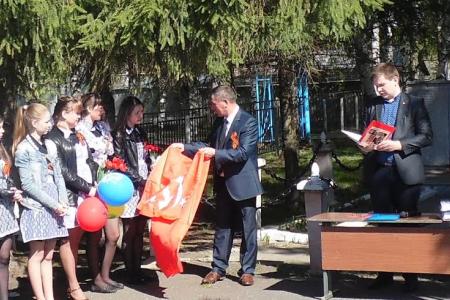 Республика Мордовия. В селе Гумны состоялся многолюдный митинг в честь 70-летия Великой Победы