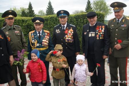 Автопробег КПРФ «Эстафета памяти в Северной Осетии» во Владикавказе