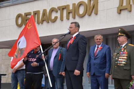 «Этот праздник со слезами на глазах». Митинг Победы в Ростове-на-Дону