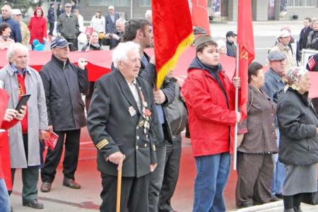 Амурская область во время празднования Первомая призвала власть к ответу