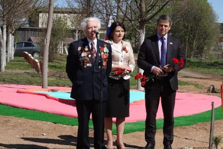 Сквер в память о детях войны открыт в райцентре Красногородское Псковской области