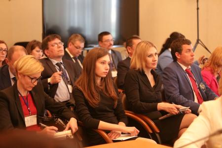 Д.Г. Новиков о работе КПРФ в Госдуме и региональных парламентах 