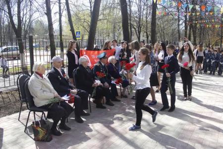 В Ярославле после реставрации открыт памятник Михаилу Жукову