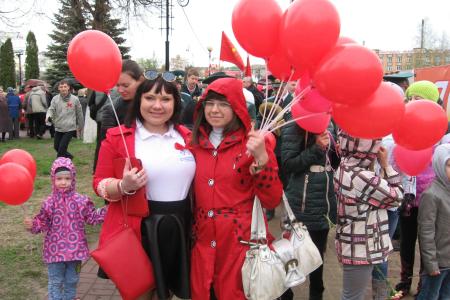 Калуга: Первомай шагает по планете