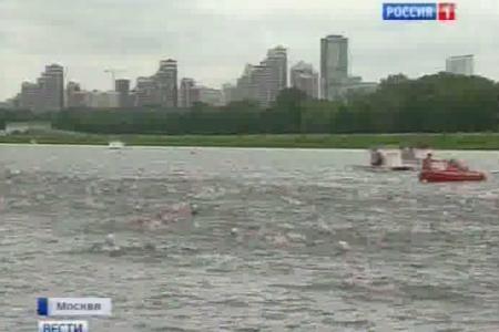 "Вести" (Россия-1): Г.А. Зюганов посетил соревнования спортклуба КПРФ по плаванию на открытой воде в Москве