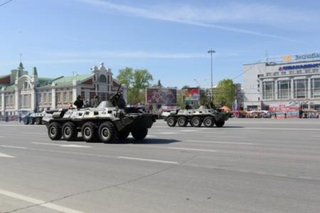 Новосибирск принял торжественный парад Победы