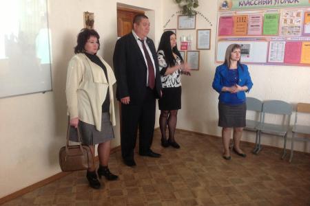 Город-герой Волгоград. Депутат-коммунист Волгоградской облдумы, член ЦК КПРФ Е.И.Шаманаев продолжает работу в рамках проекта КПРФ «Знамя нашей Победы»