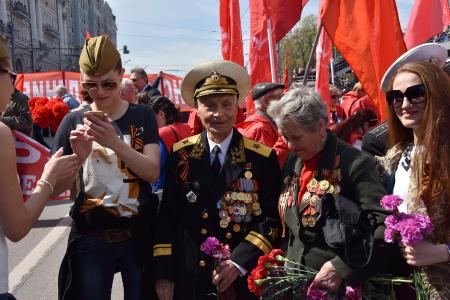 Слава Советскому народу – победителю! Вечная память павшим! Фашизм не пройдет!