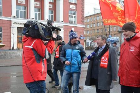 Первомайская демонстрация в Красноярске