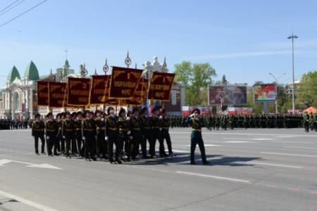 Новосибирск принял торжественный парад Победы