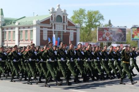 Новосибирск принял торжественный парад Победы